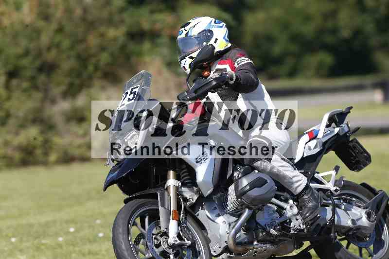 /43 08.08.2025 Discover the Bike ADR/Bike 1 gruen/225